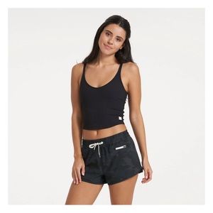 Vuori women’s rib crop tank